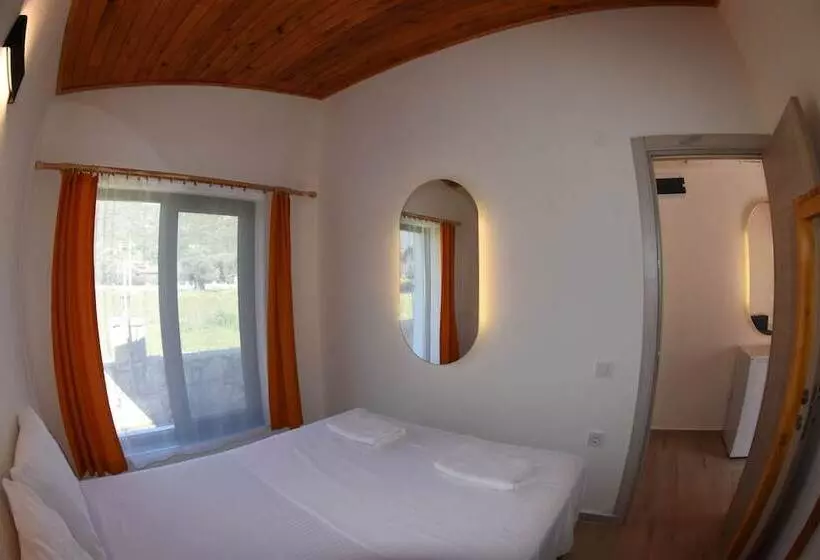 Hotelli Begoni̇llage Tati̇l Evleri