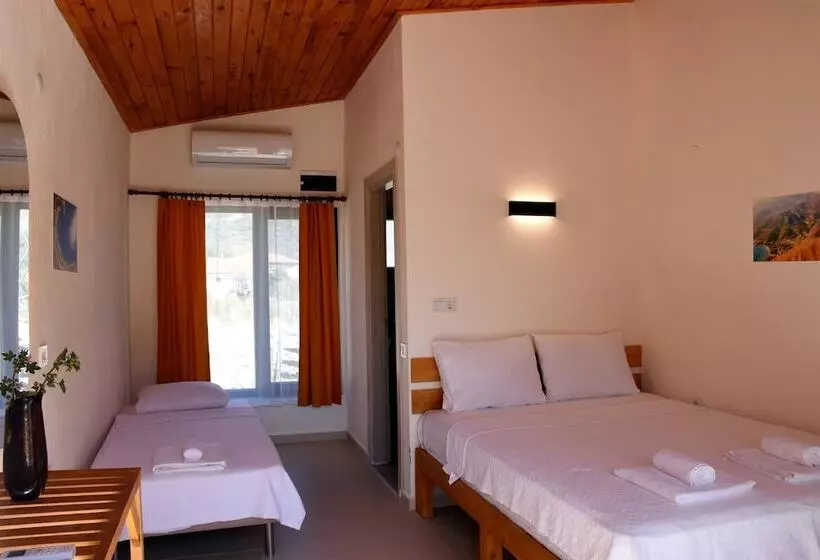 Hotelli Begoni̇llage Tati̇l Evleri