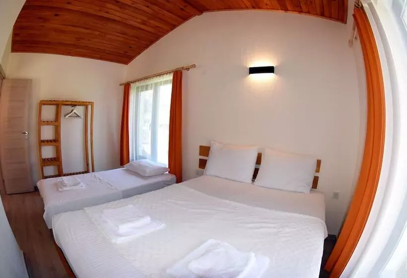 Hotelli Begoni̇llage Tati̇l Evleri