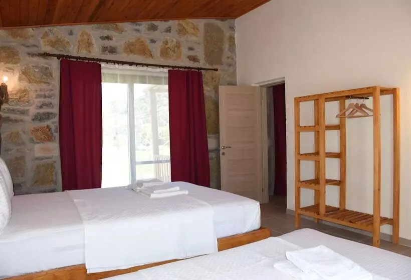 Hotelli Begoni̇llage Tati̇l Evleri