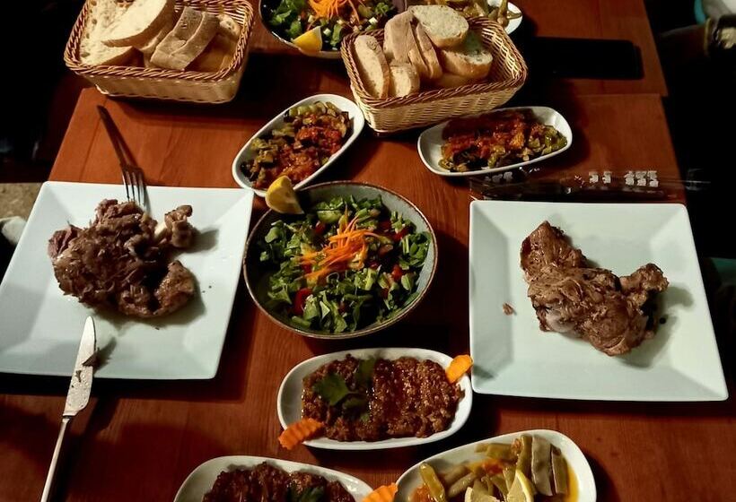 Отель Begoni̇llage Tati̇l Evleri