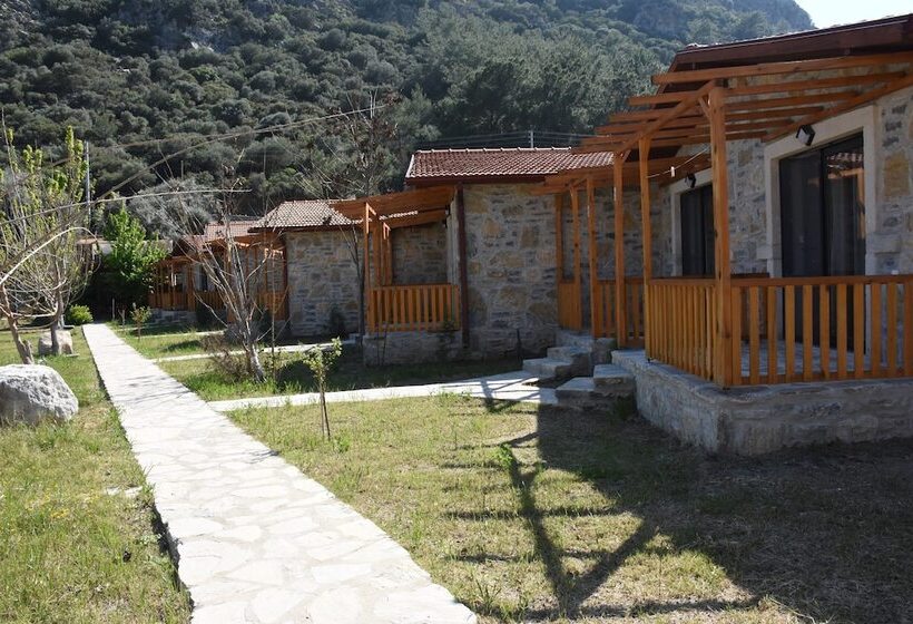 Отель Begoni̇llage Tati̇l Evleri