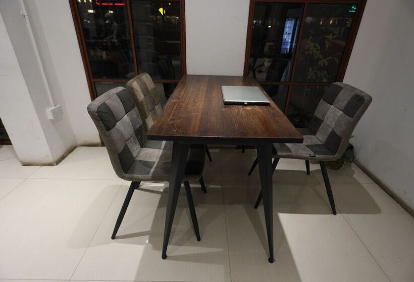 בית מלון כפרי City Room By Oyo