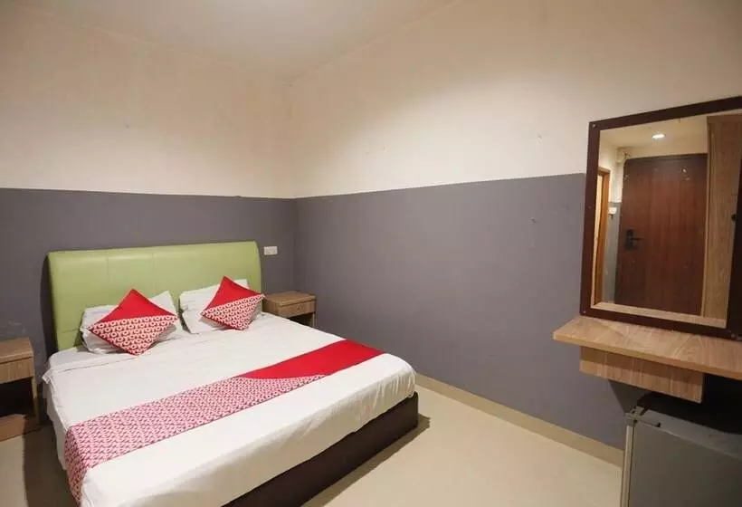 Hotelli City Room By Oyo