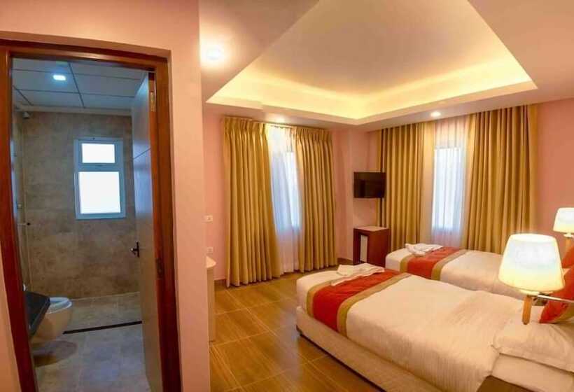 هتل Krishna Kathmandu