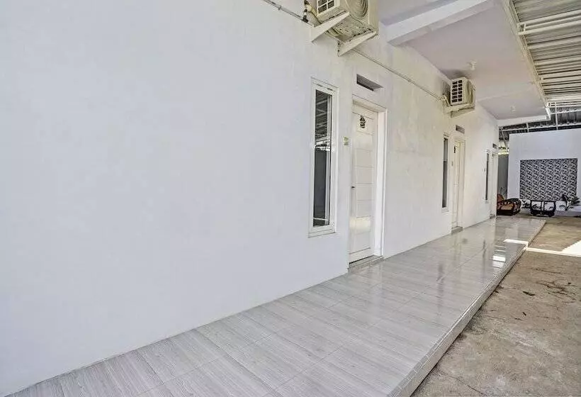 هتل Niza Guesthouse Syariah By Oyo