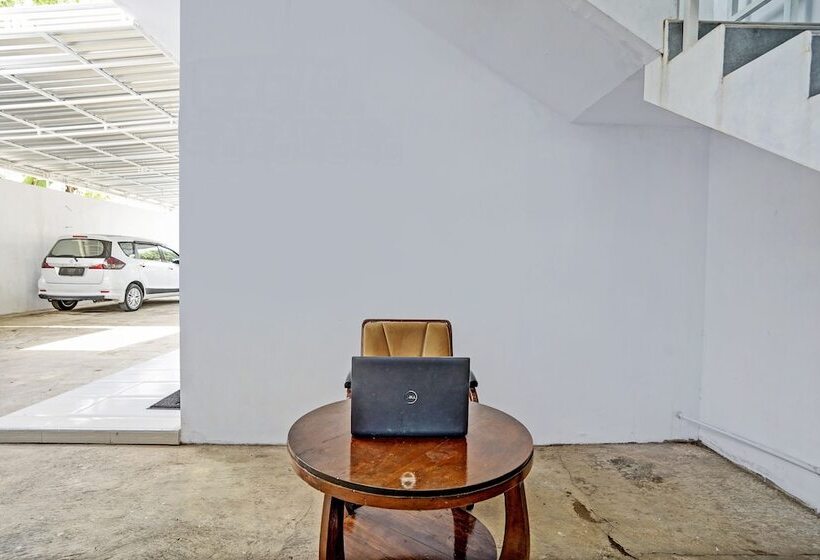 בית מלון כפרי Niza Guesthouse Syariah By Oyo