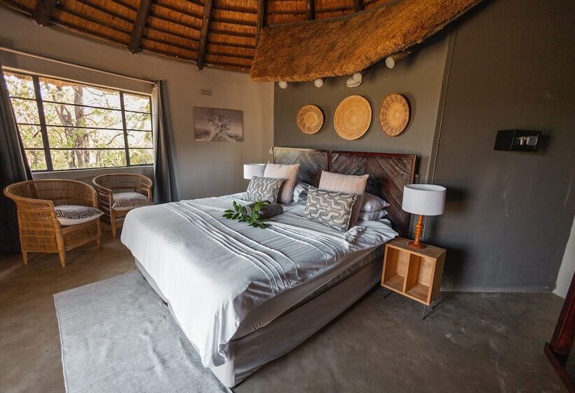 Hôtel Nsala Wilderness Camp