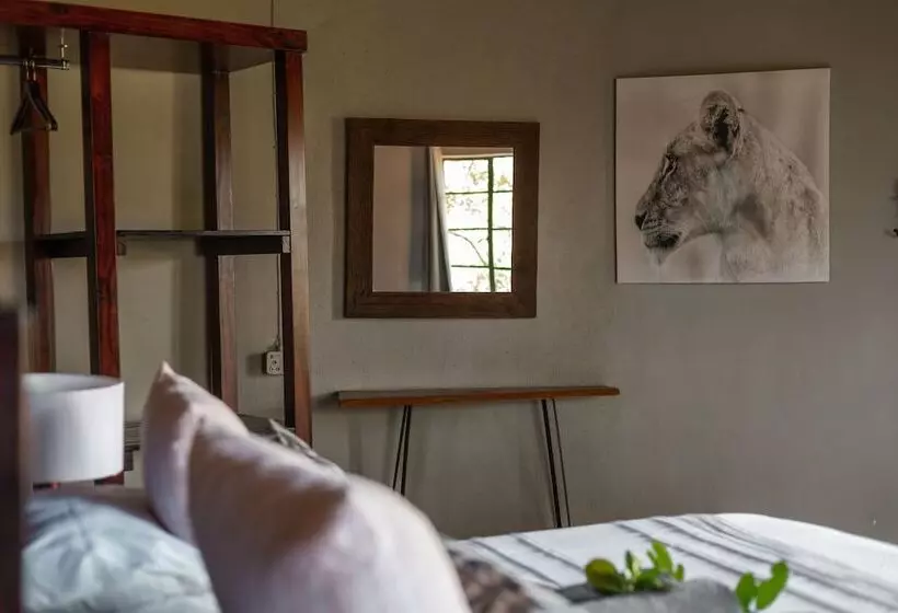 Hotelli Nsala Wilderness Camp