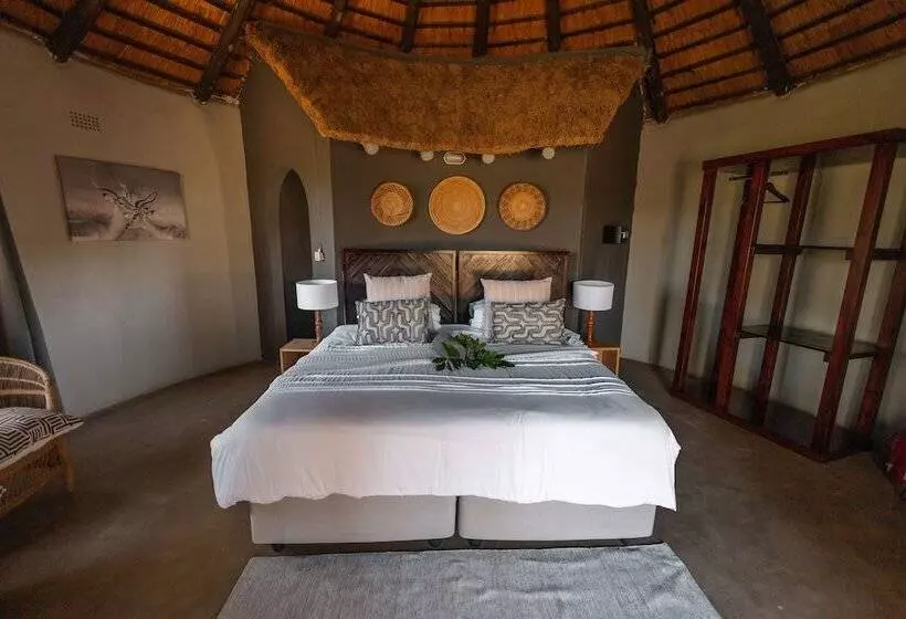 Hotelli Nsala Wilderness Camp