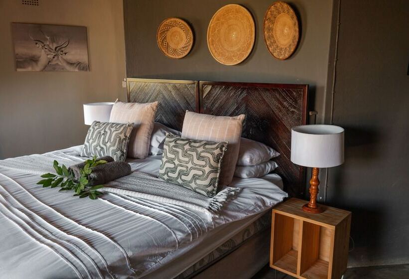 Hôtel Nsala Wilderness Camp