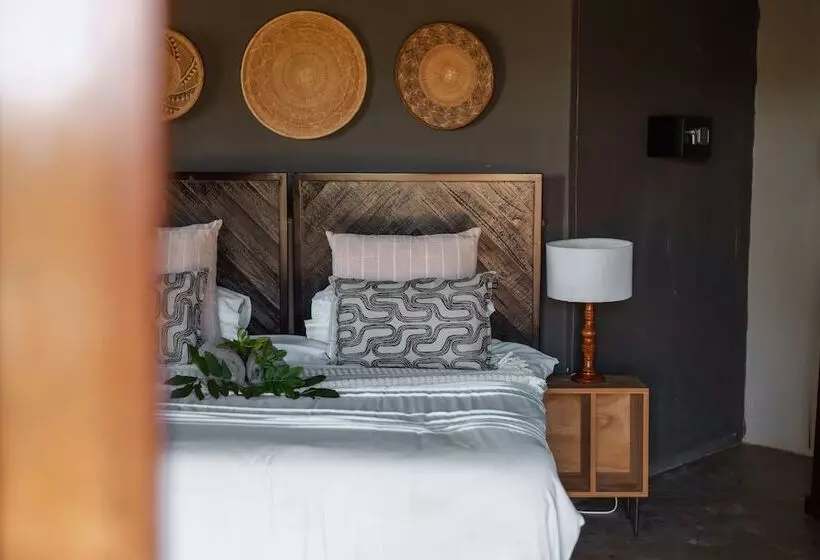 Hotelli Nsala Wilderness Camp