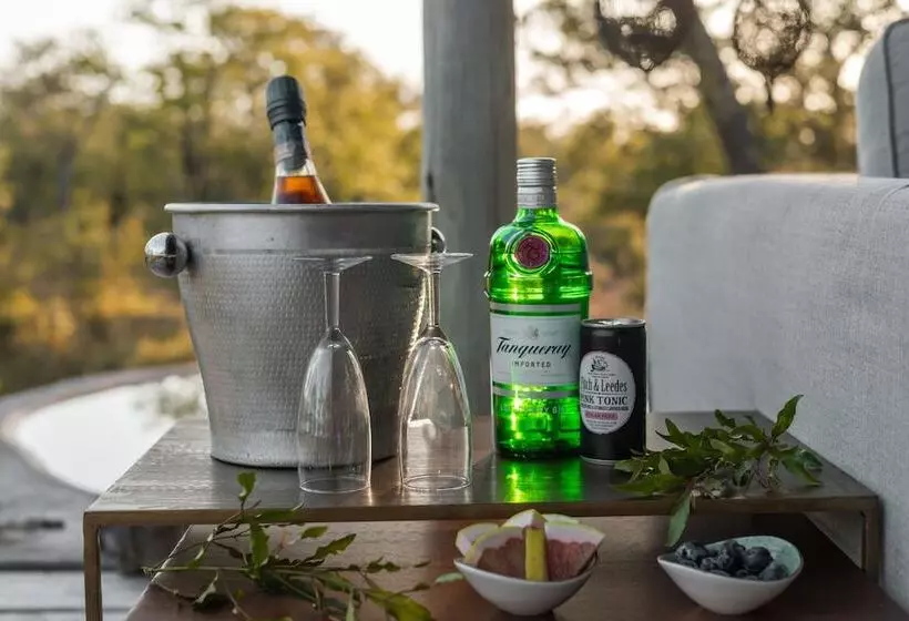 Hotelli Nsala Wilderness Camp