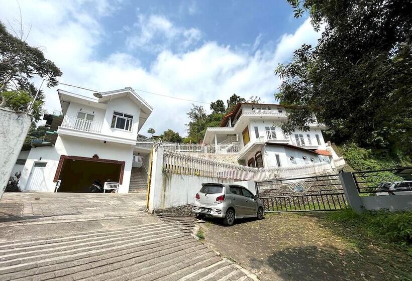 Hotel Penginapan Cibodas By Oyo