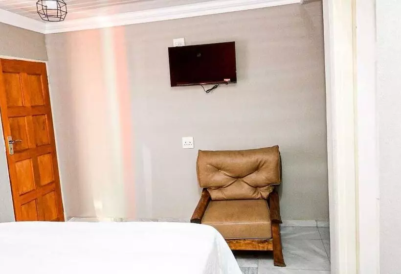 ホテル Shakwaneng Lodge