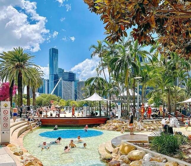 Отель Allegro Apartments