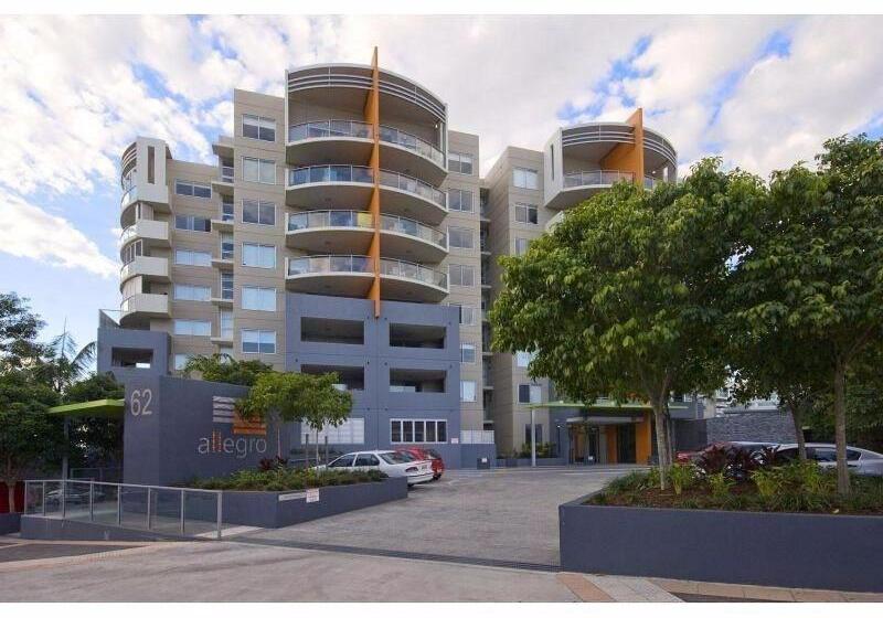 Отель Allegro Apartments