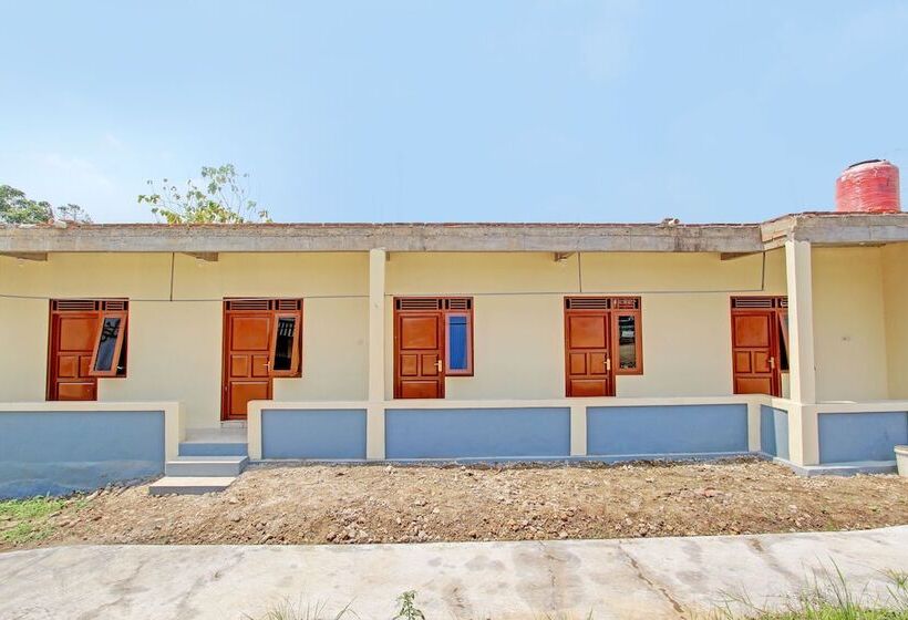 Otel Spot On 92930 Syifa Guest House Syariah