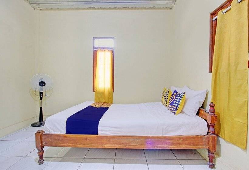 Otel Spot On 92930 Syifa Guest House Syariah