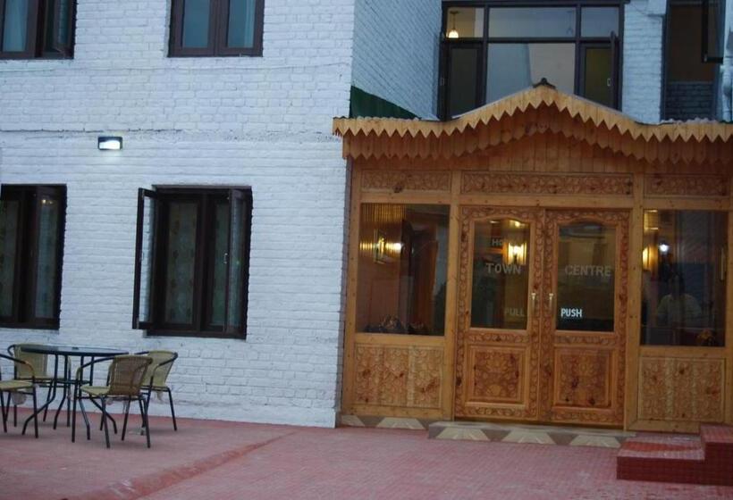 هتل Town Centre