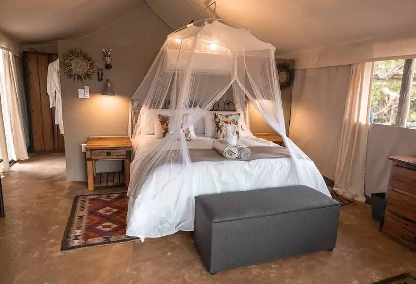 ホテル Umkumbe Bush Lodge   Luxury Tented Camp