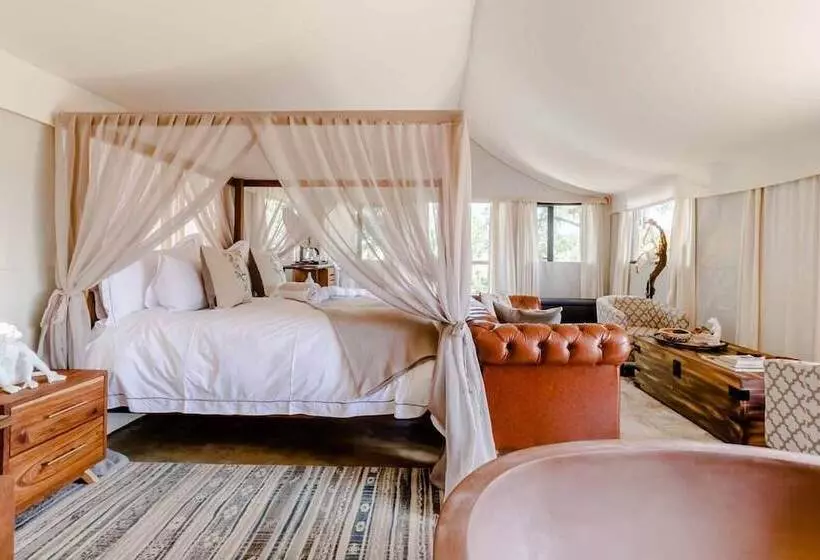ホテル Umkumbe Bush Lodge   Luxury Tented Camp