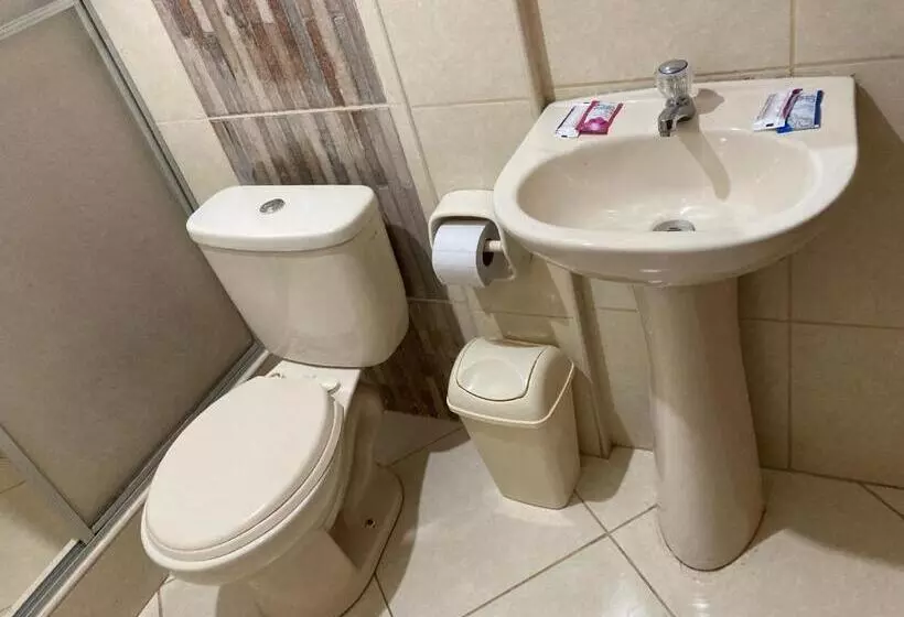 Illari Wari Ii Hotel Sauna