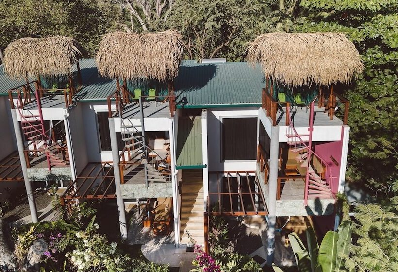 Iluminar Beachfront Suite