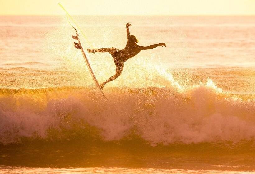 Iluminar Beachfront Suite