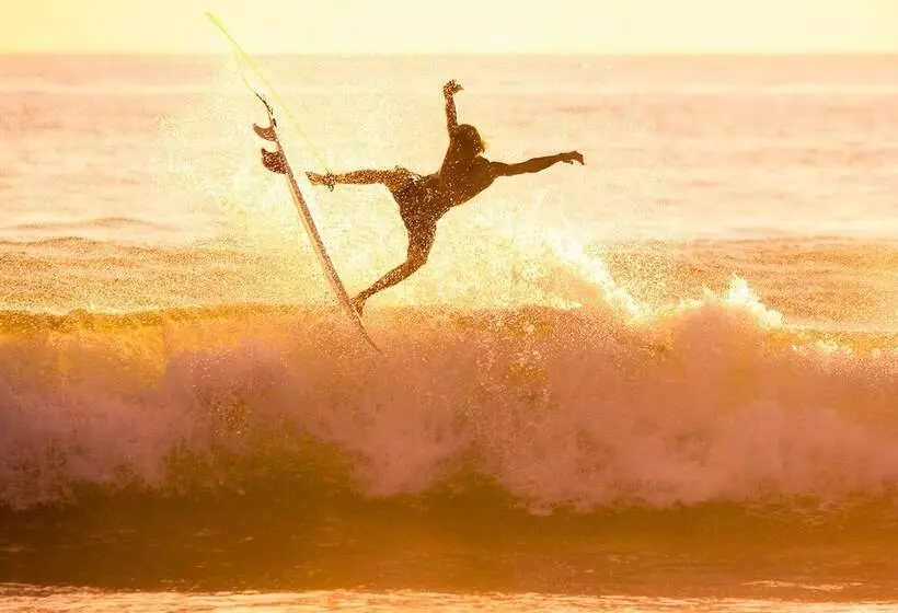 Iluminar Beachfront Suite