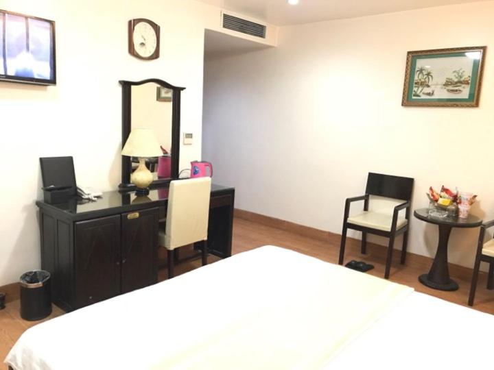 Lakeside 2 Hotel Nam định