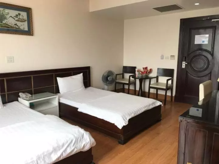 Lakeside 2 Hotel Nam định