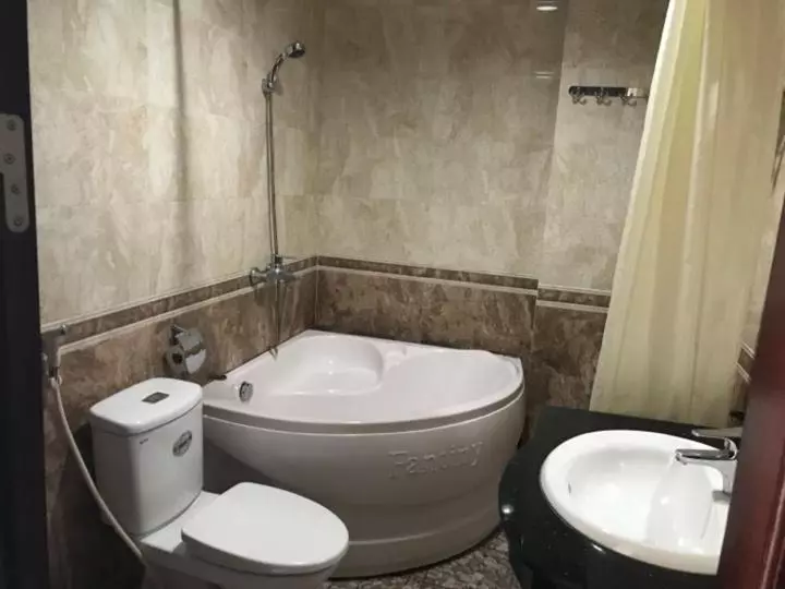 Lakeside 2 Hotel Nam định