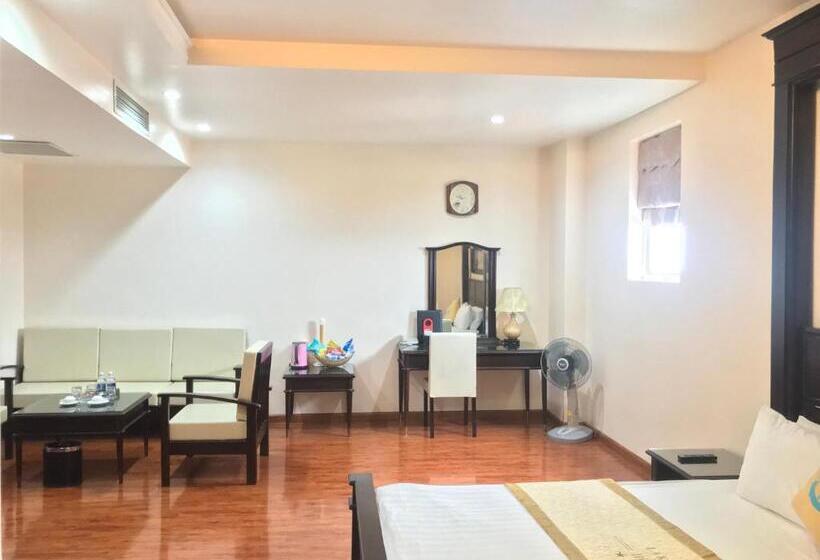 Lakeside 2 Hotel Nam định