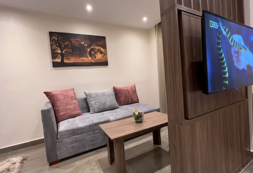 膳宿费 Alibaba Pyramids View