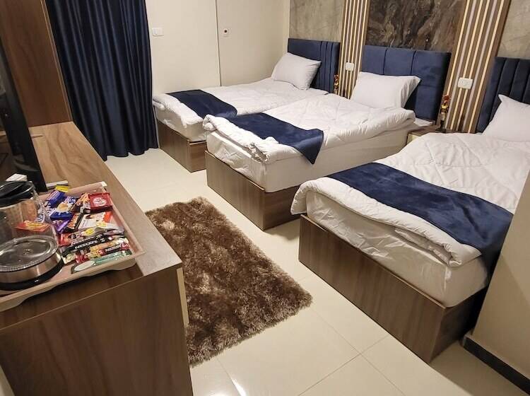 膳宿费 Alibaba Pyramids View