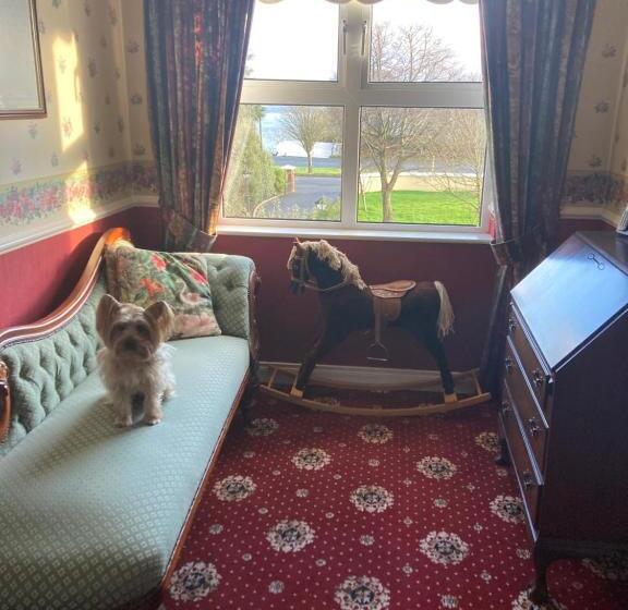 פנסיון Barr S Guest Accommodation