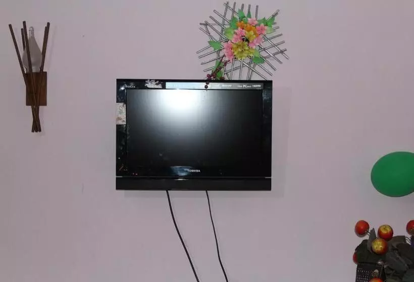 ペンション Crystal Mounts