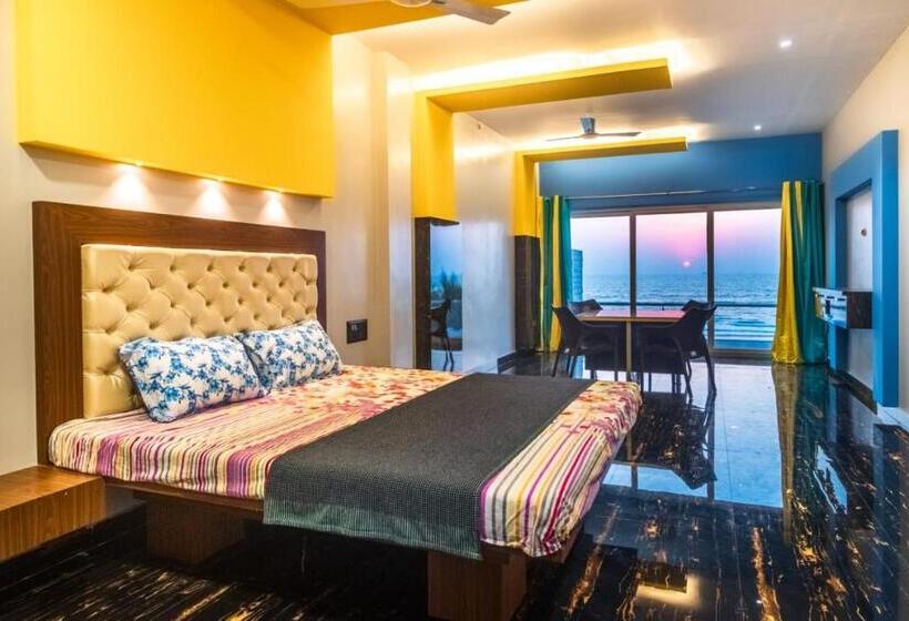 פנסיון Raj Seafront Beach Resort 202