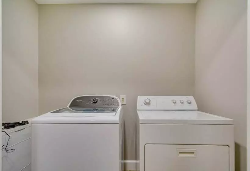 Bailey Vacation Rental, 13 Mi To Downtown Wilson