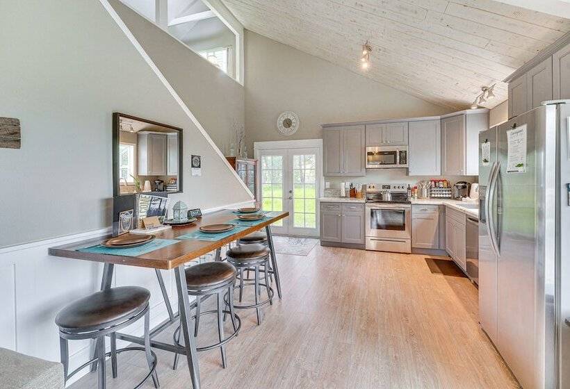 5 Acres & Deck: Scenic Greenwood Home W/ Mtn Views