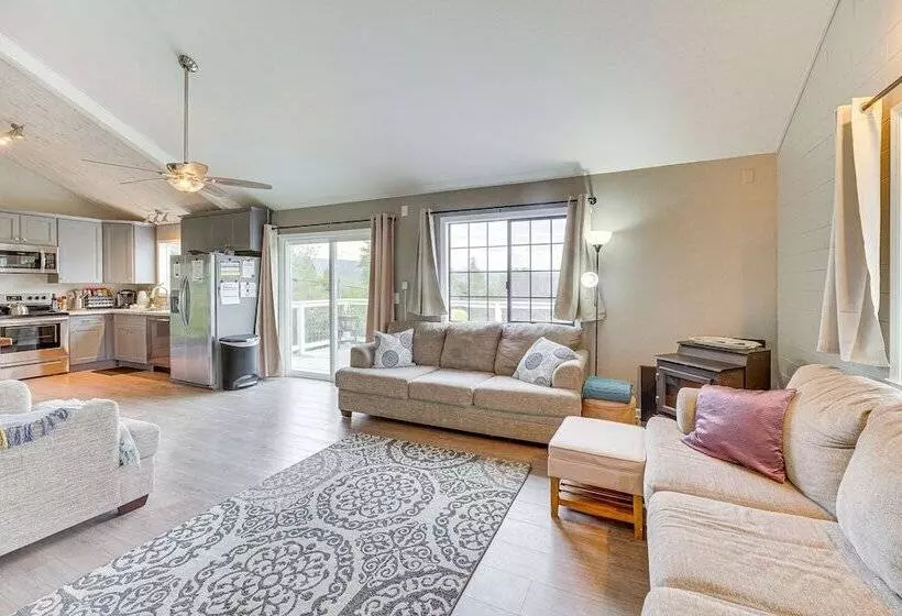 5 Acres & Deck: Scenic Greenwood Home W/ Mtn Views