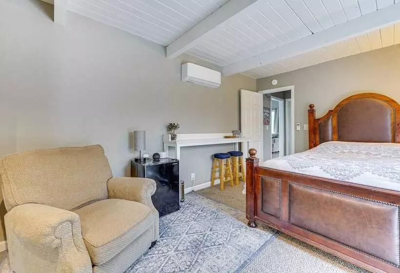 5 Acres & Deck: Scenic Greenwood Home W/ Mtn Views