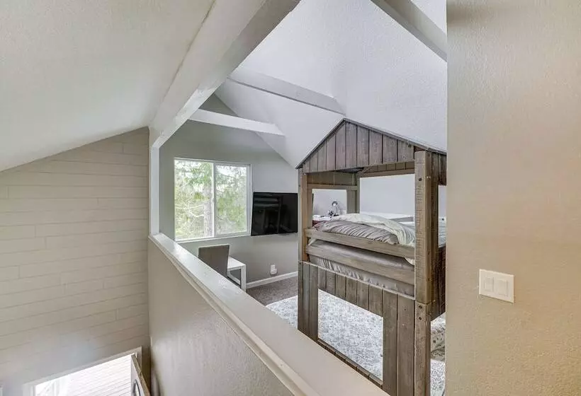 5 Acres & Deck: Scenic Greenwood Home W/ Mtn Views