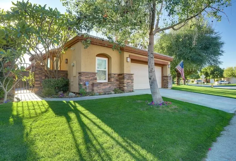 Cathedral City Home W/ Private Pool   Near Golf
