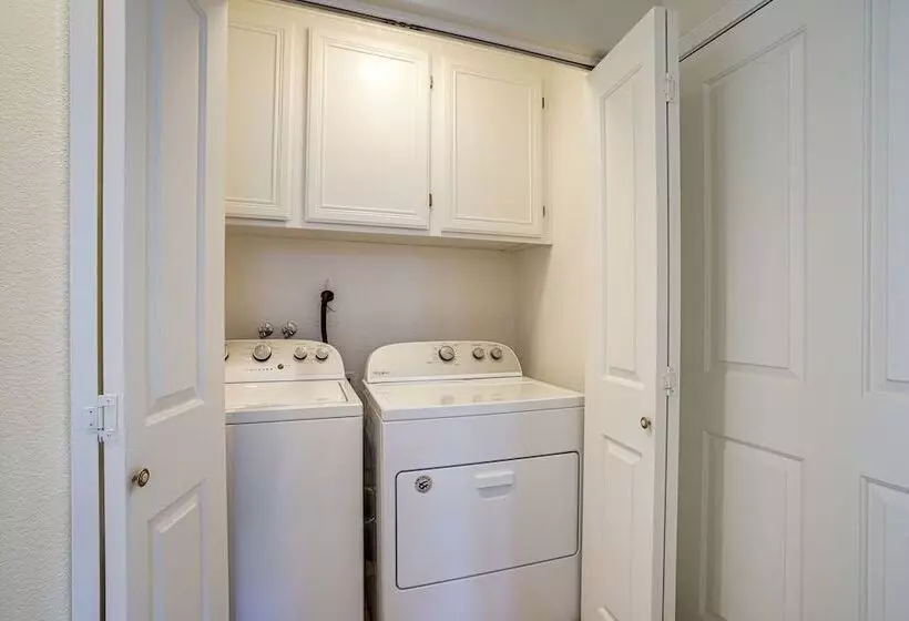 Cathedral City Home W/ Private Pool   Near Golf