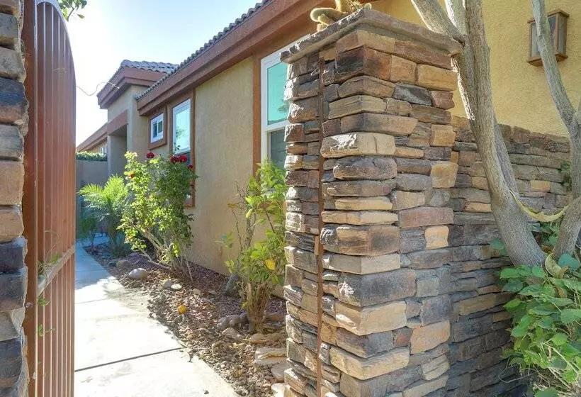 Cathedral City Home W/ Private Pool   Near Golf