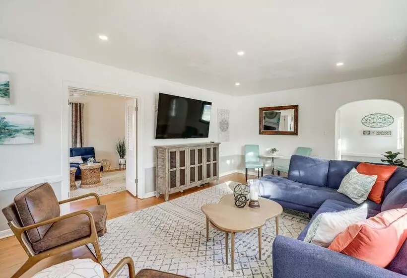 Centrally Located Reno House < 1 Mi To Midtown