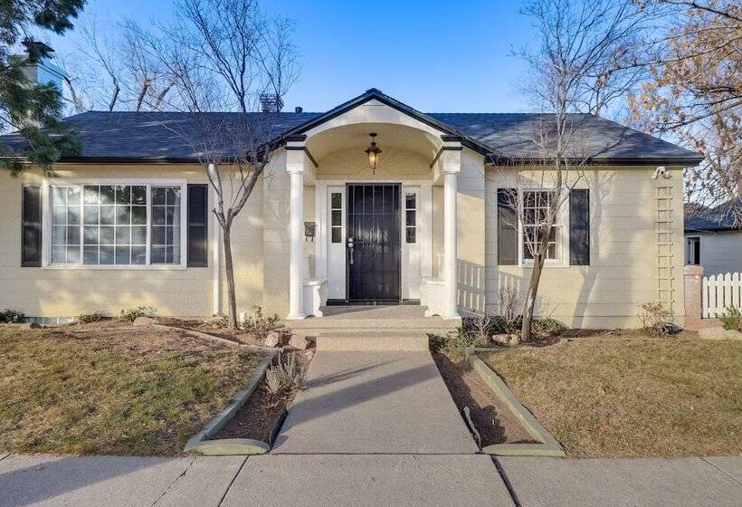 Centrally Located Reno House < 1 Mi To Midtown