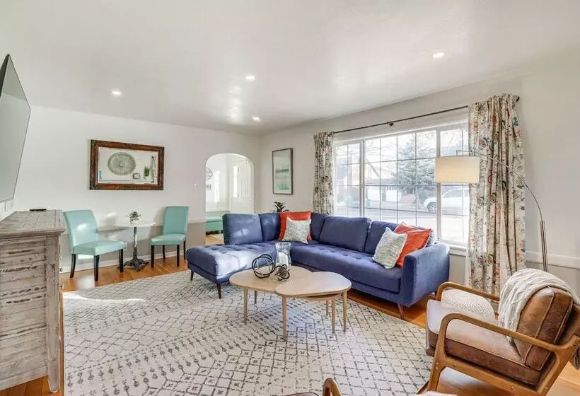 Centrally Located Reno House < 1 Mi To Midtown